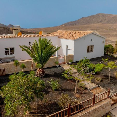Casa Amaya - Spacious House With Pool, Large Garden, Bbq, 2 Terraces, And Ideal Location El Charco  ภายนอก รูปภาพ