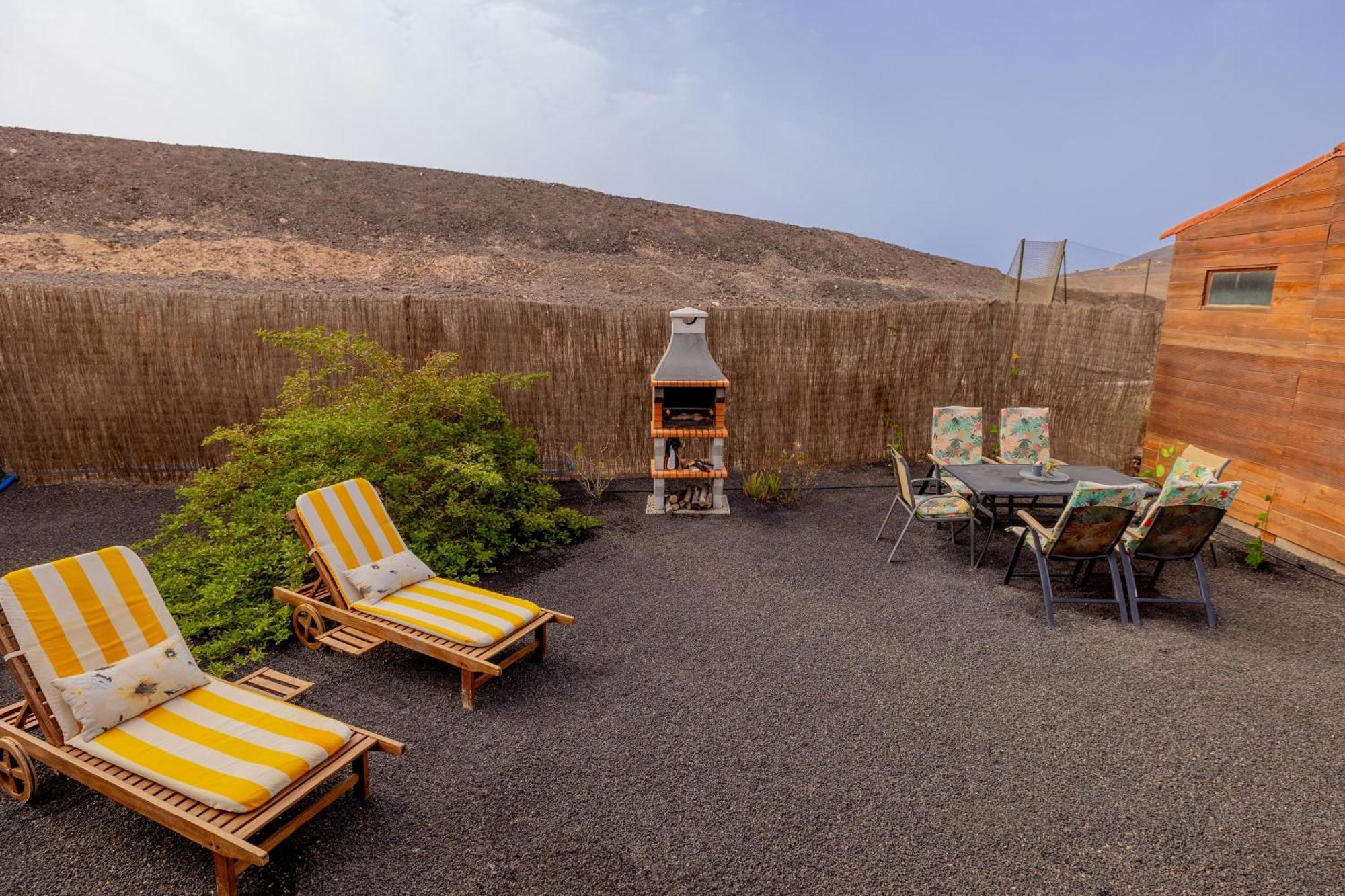 Casa Amaya - Spacious House With Pool, Large Garden, Bbq, 2 Terraces, And Ideal Location El Charco  ภายนอก รูปภาพ